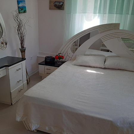 Apartamento Cozy Flat In Néa Mákri Exterior foto