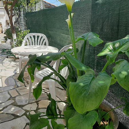 Apartamento Cozy Flat In Néa Mákri Exterior foto